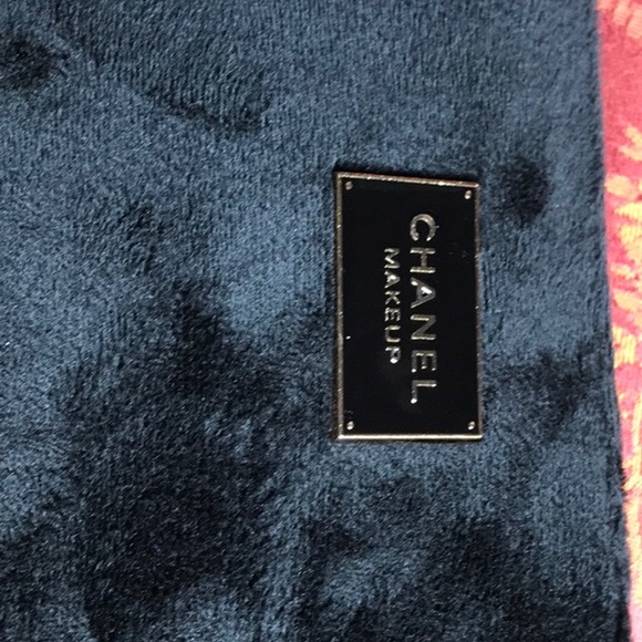CHANEL Accessories - Chanel makeup bag CHANEL Accessories - Chanel makeup bag
